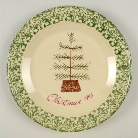 Green Sponge Christmas Dinner Plate