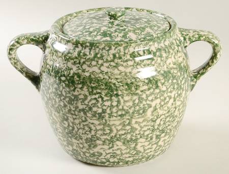 Green Sponge Bean Pot & Lid
