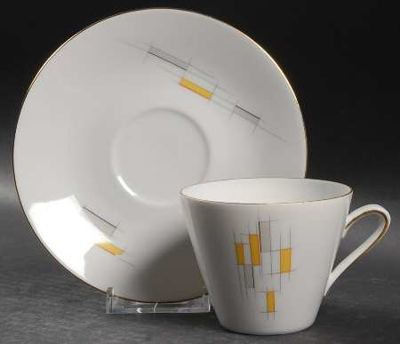 WIG1194 Flat Cup & Saucer Set
