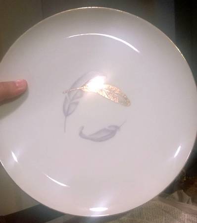 Golden Feather by World Fine China