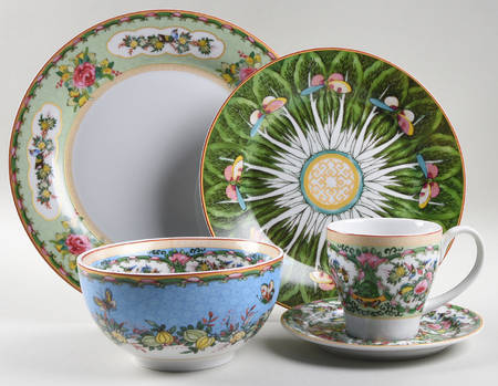 Famille Rose 5 Piece Place Setting