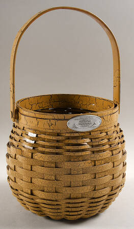 Baskets and Accessories 1998 Special Collector's Basket