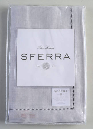 Fine Linens, Napkins (4 Pack) 20" x 20" Platinum Napkin
