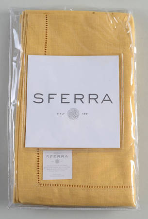 Fine Linens, Napkins (4 Pack) 20" x 20" Butter Napkin