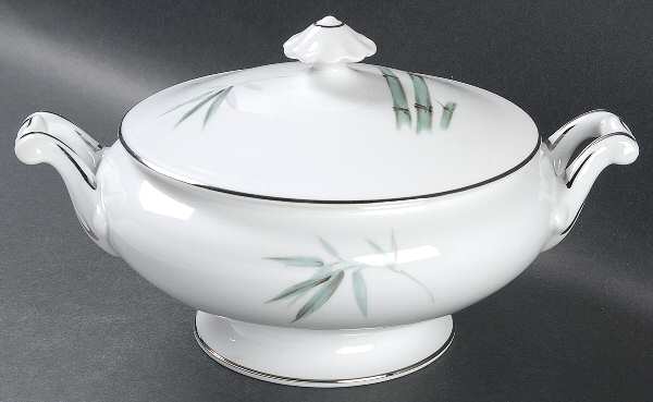 Mandarin Round Covered Vegetable