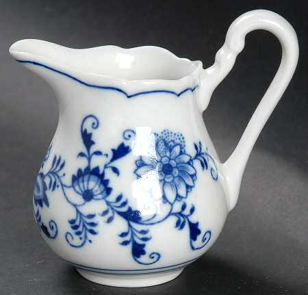Blue Onion Creamer