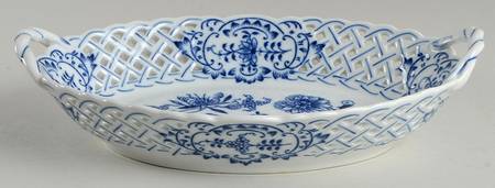 Blue Onion 10" Oval Pierced Basket