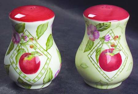 Apple Blossoms Salt & Pepper Set
