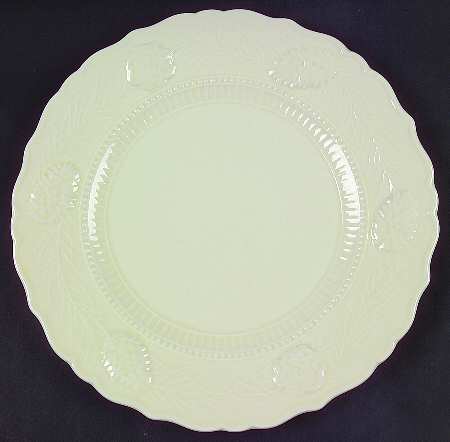 Woodland Pine Cream by Zrike