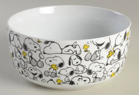 Peanuts 32 Oz Round Plastic Microwave Bowl No Vent Lid