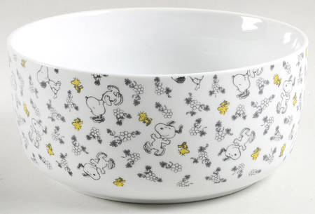 Peanuts Floral Large Serve & Store Bowl No Lid