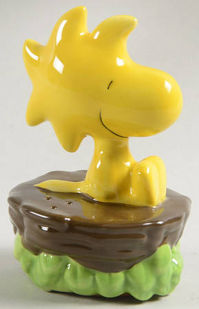 Peanuts Floral Figural Pepper Shaker