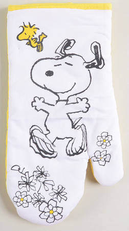 Peanuts Floral Cloth Oven Mitt