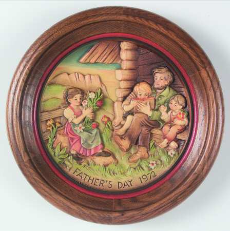 Father's Day Plate Alpine Father & Children - With Box
