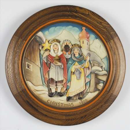 Anri Christmas Plate The Star Singers - Boxed