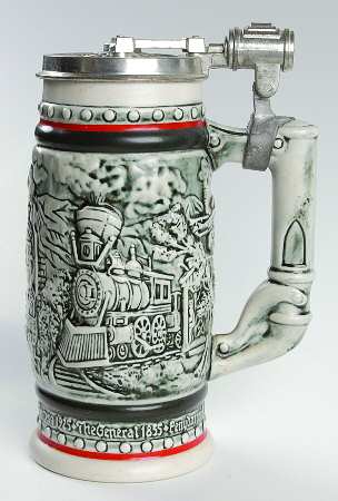 Avon Steins Age Of The Iron Horse - Boxed