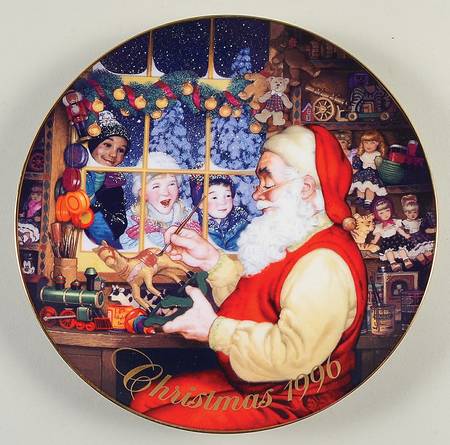Christmas Plate Santa's Loving Touch - No Box