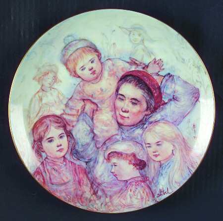 Nordic Families A Tender Moment - No Box