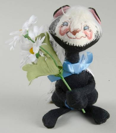 Analee Easter Dolls Spring Skunk - No Box