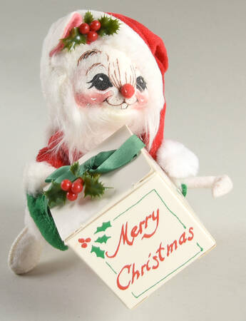 Christmas Mice Mouse With Presents - No Box