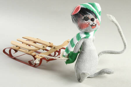 Christmas Mice Sledding Mouse - No Box