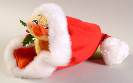 Annalee Christmas Doll Duckling In Santa Hat - No Box
