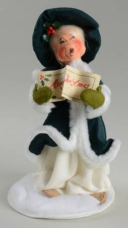People Christmas Old Tyme Caroling Woman - No Box