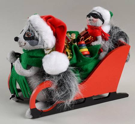 Annalee Christmas Doll Sleigh Jacking Bandit Racoons - No Box