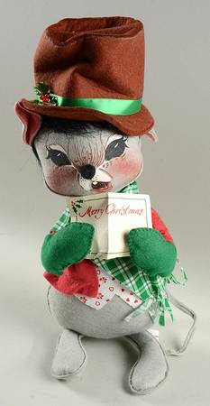 Christmas Mice Caroler Mouse  - No Box