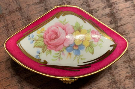 Artoria Limoges Boxes Floral Bouquet-Red - No Box