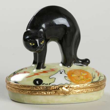 Artoria Limoges Boxes by Artoria Limoges