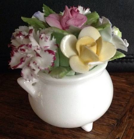 Floral Giftware Roses And Pansies - No Box