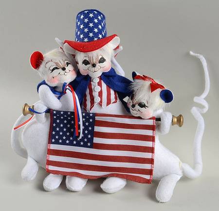 Patriotic Mice by Annalee