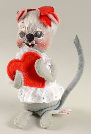 Valentine's Day Mice by Annalee