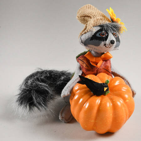 Annalee Dolls Harvesting Raccoon - No Box