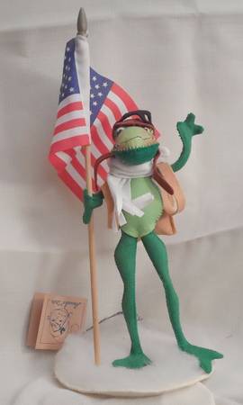 Annalee Dolls Aviator Frog With Flag - No Box
