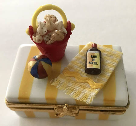 Limoges Boxes Picnic Basket For Beach - No Box by Atelier de Limoges