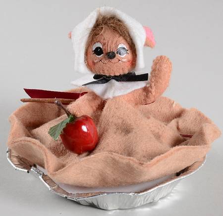 Thanksgiving Mice Apple Pie Girl Mouse - No Box