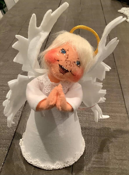 Annalee Tree Toppers Praying Angel Tree Topper - No Box