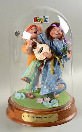 Great American Eras Psychodelic Sixties-Hippie Couple - No Box