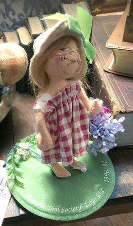 Doll Society Logo Kids Little Mae Flowers Kid - No Box
