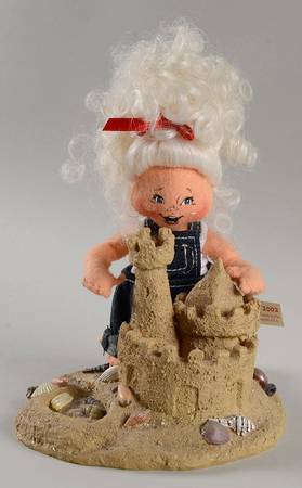 Doll Society Logo Kids Sand Castle Suzy Kid - No Box