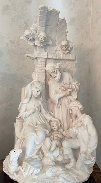 Religious Nativity Group - Boxed