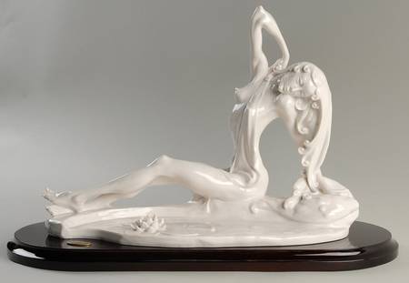 Women Swan Lake - Boxed
