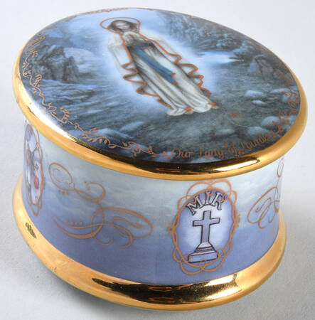 Visions of Our Lady Our Lady Of Lourdes - No Box