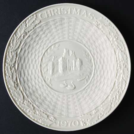 Christmas by Belleek Pottery (Ireland)