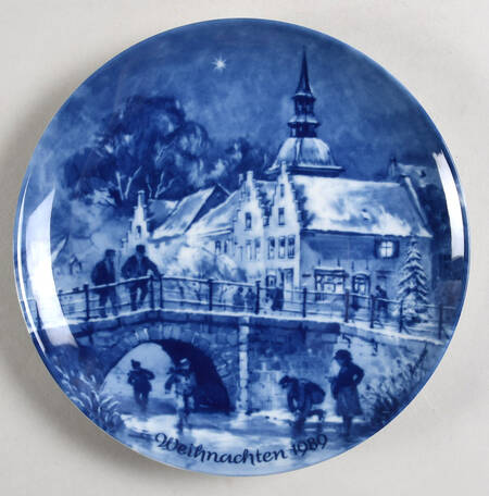 German Christmas Plates Christmas In Friedechsdadt - Boxed
