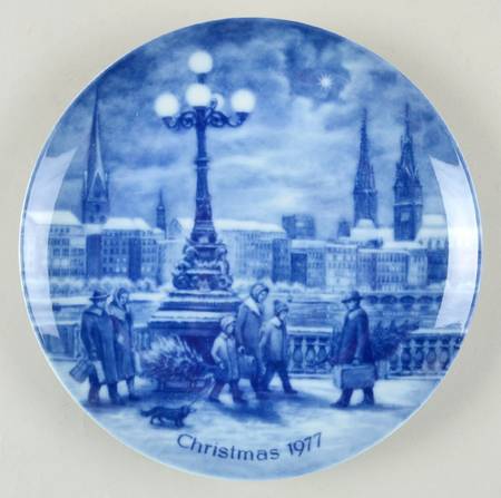 German Christmas Plates Christmas Eve In Hamburg - Boxed