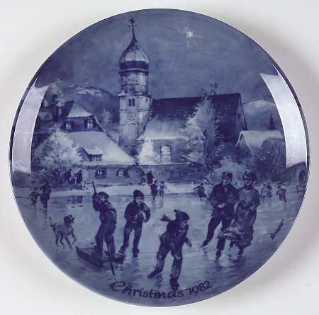 German Christmas Plates Christmas In Wasserberg - Boxed
