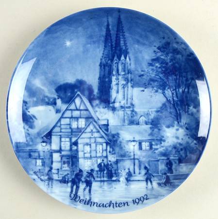 German Christmas Plates Christmas Eve In Soest-German Version - Boxed